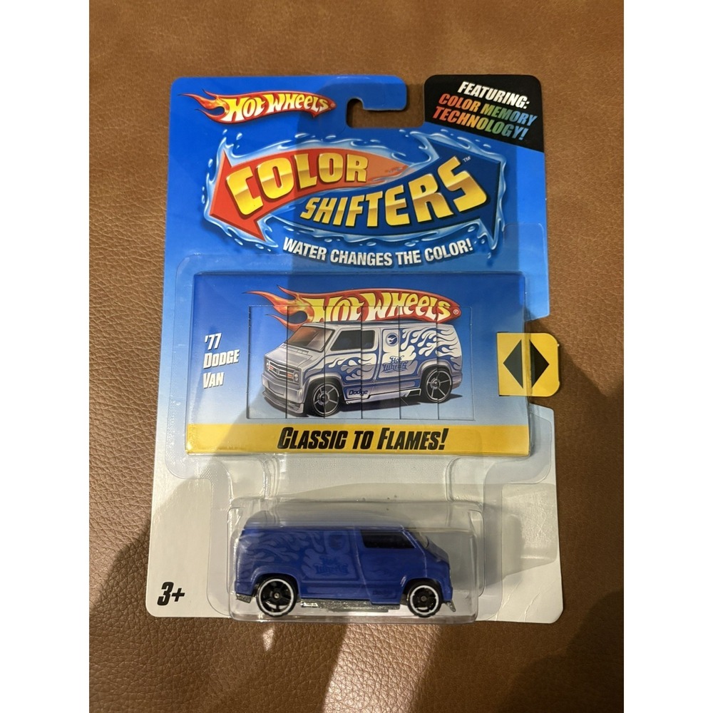 Hot Wheels DODGE VAN 77 Classic Flames Color Shifter Open Hole 5 Spoke Wheel